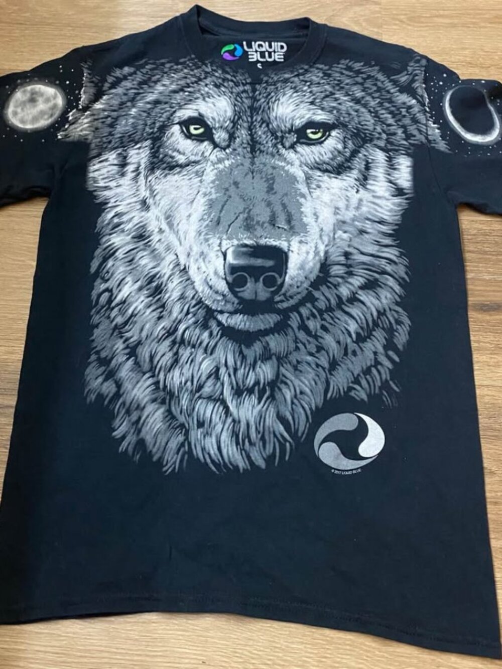 Liquid Blue Arctic Wolf All Over Print Graphic T-Shirt - Black, Men’s Size Small